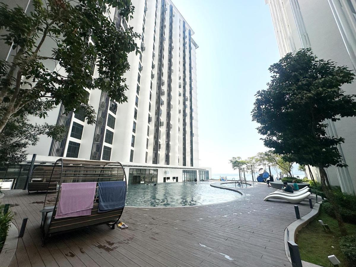 The Shore Kota Kinabalu City Centre By Lw Suites Exterior foto