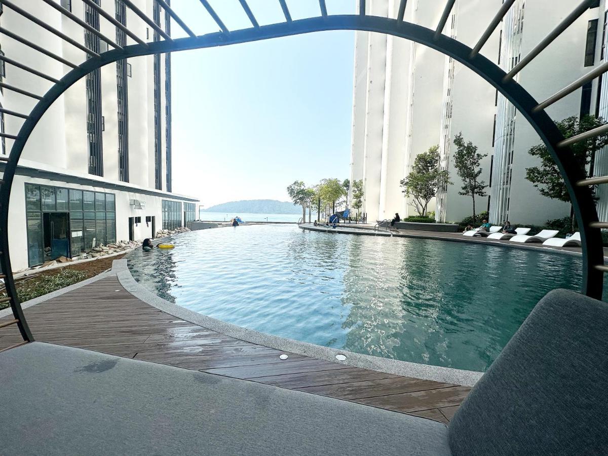The Shore Kota Kinabalu City Centre By Lw Suites Exterior foto