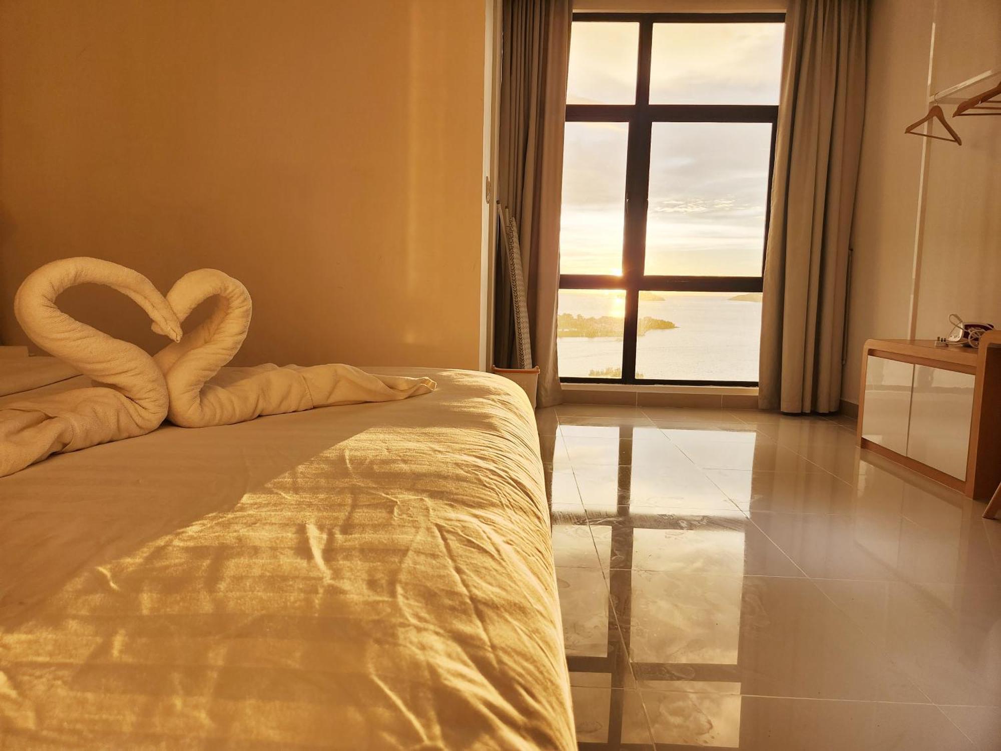 The Shore Kota Kinabalu City Centre By Lw Suites Exterior foto