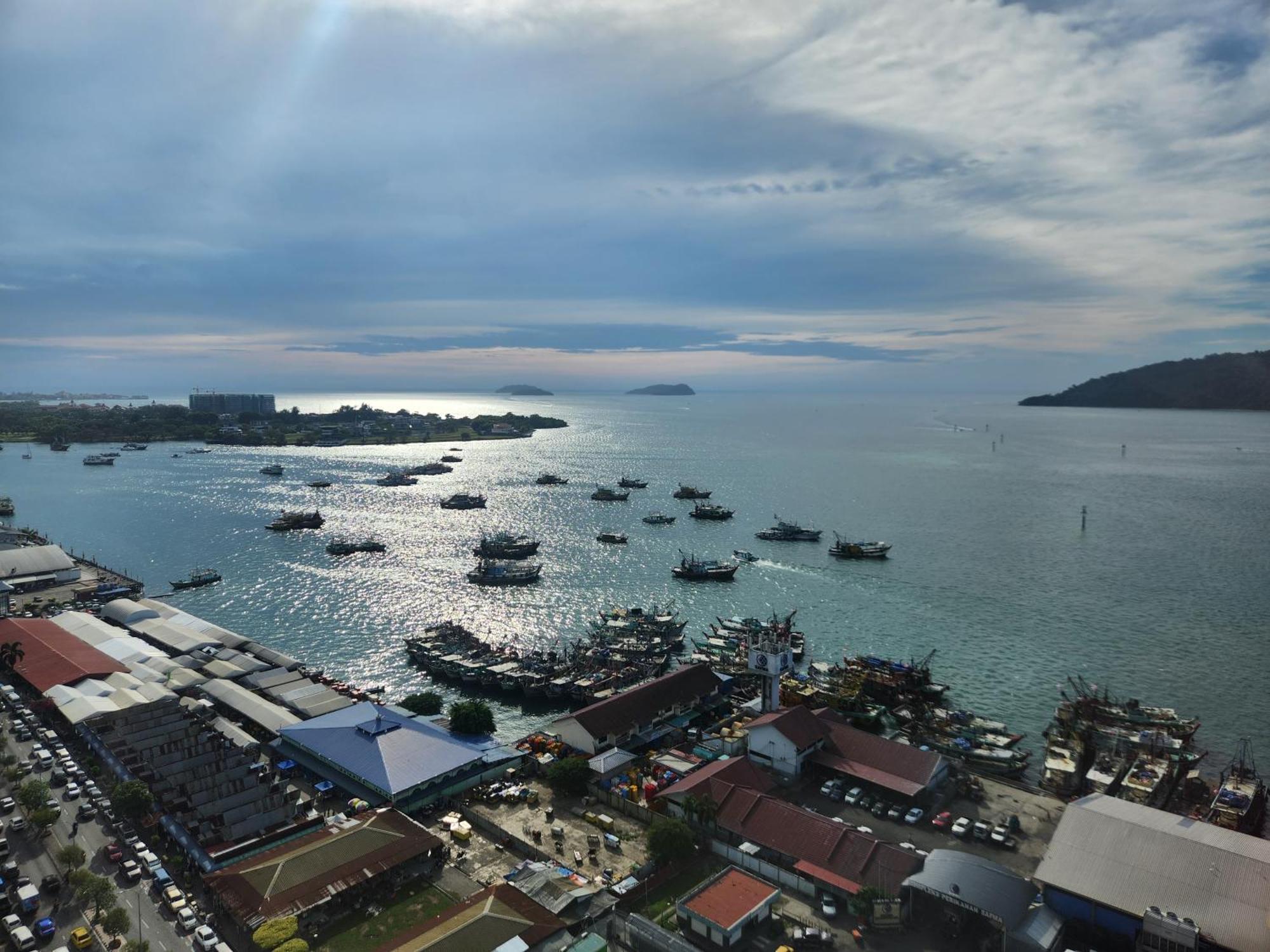 The Shore Kota Kinabalu City Centre By Lw Suites Cameră foto