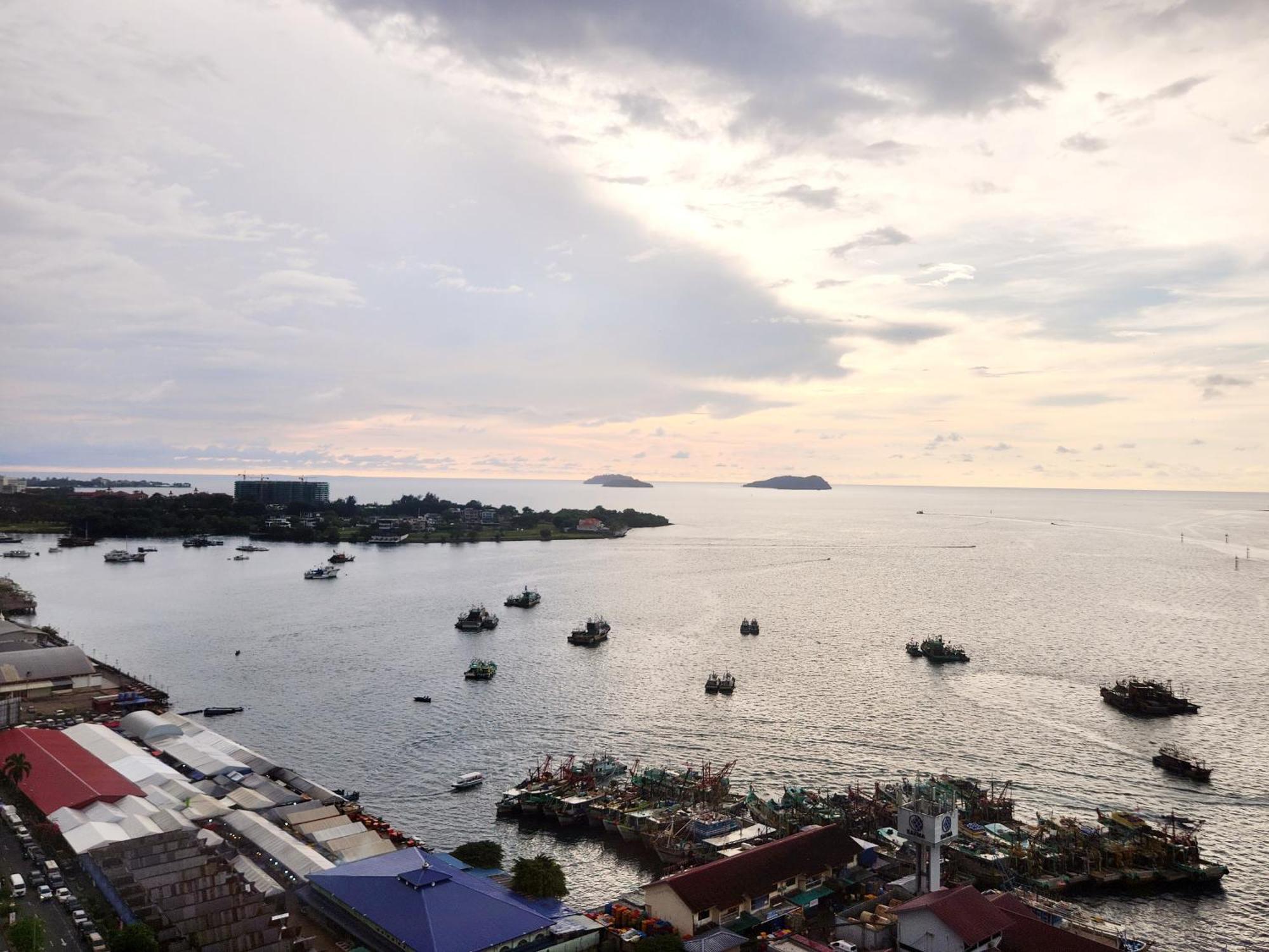 The Shore Kota Kinabalu City Centre By Lw Suites Cameră foto
